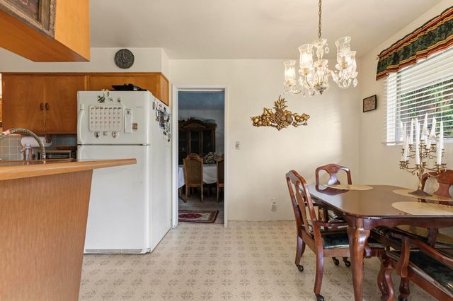 1222 Hillcrest Ave, Yuba City, CA 95991