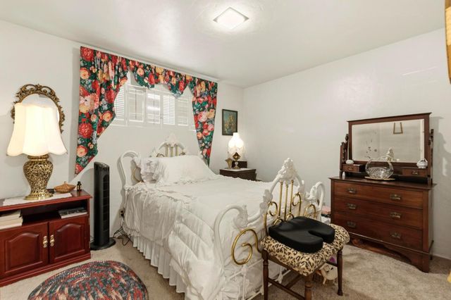 1222 Hillcrest Ave, Yuba City, CA 95991