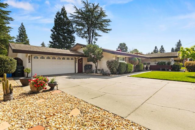 1222 Hillcrest Ave, Yuba City, CA 95991