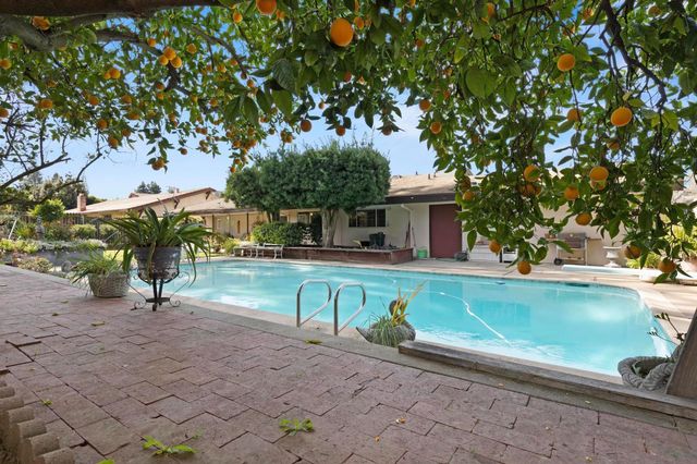 1222 Hillcrest Ave, Yuba City, CA 95991