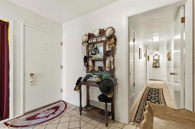 1222 Hillcrest Ave, Yuba City, CA 95991