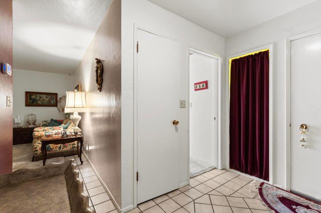 1222 Hillcrest Ave, Yuba City, CA 95991