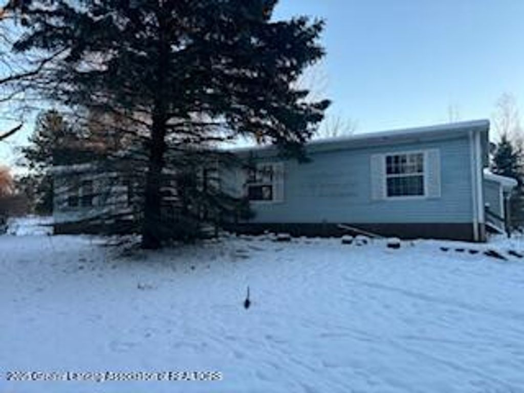 5434 Green Road, St. Johns, MI 48879