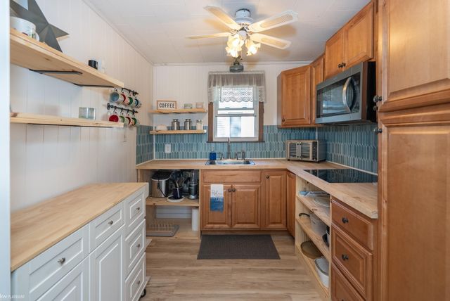 7468 Huron Bay Boulevard, Worth Twp, MI 48450