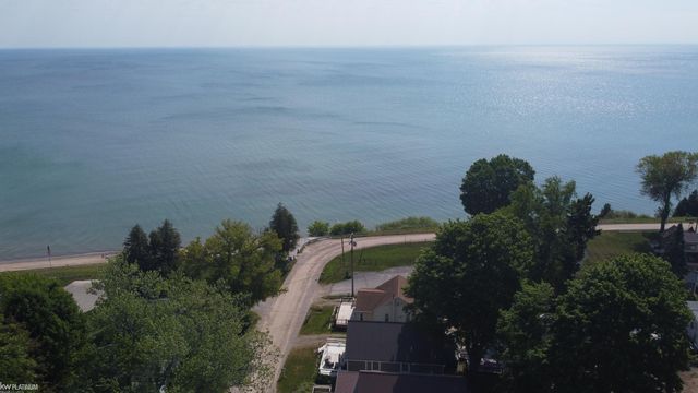 7468 Huron Bay Boulevard, Worth Twp, MI 48450
