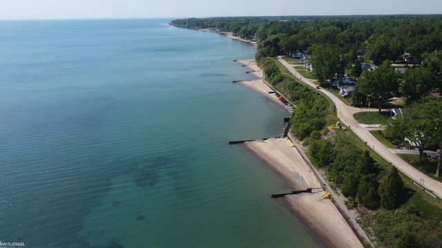 7468 Huron Bay Boulevard, Worth Twp, MI 48450