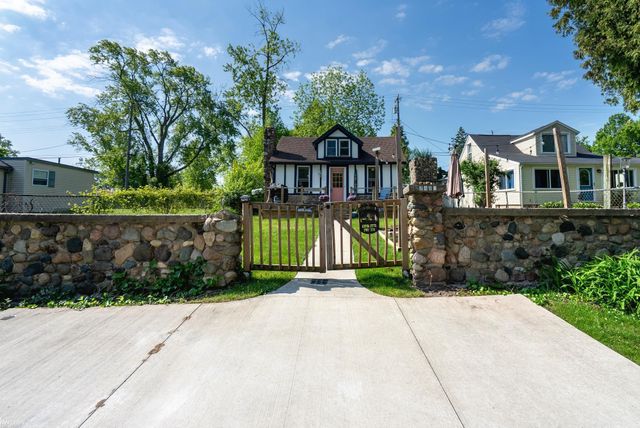 7468 Huron Bay Boulevard, Worth Twp, MI 48450