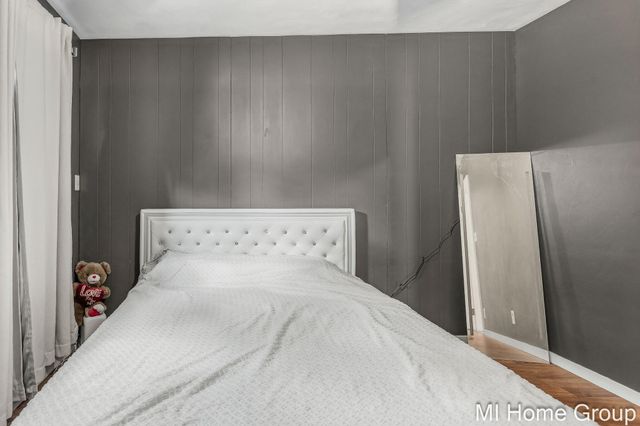 317 W 28th Street, Holland, MI 49423