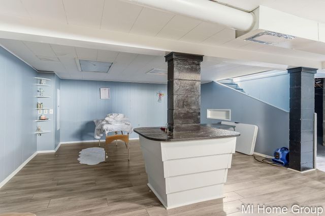 317 W 28th Street, Holland, MI 49423