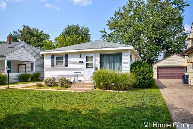 317 W 28th Street, Holland, MI 49423