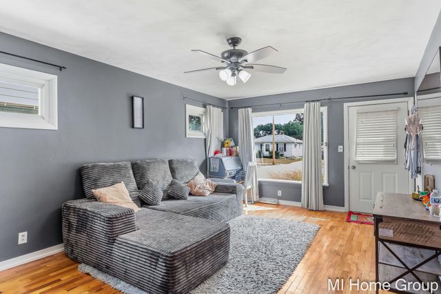 317 W 28th Street, Holland, MI 49423