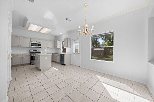 2138 Mossy Trail Drive, Katy, TX 77450