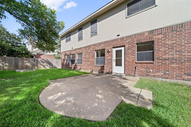 2138 Mossy Trail Drive, Katy, TX 77450