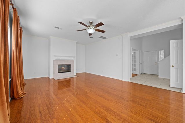 2138 Mossy Trail Drive, Katy, TX 77450