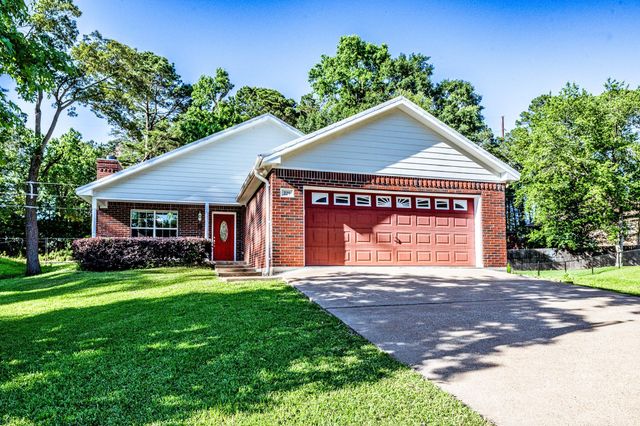 229 Evergreen Drive, Huntsville, TX 77340
