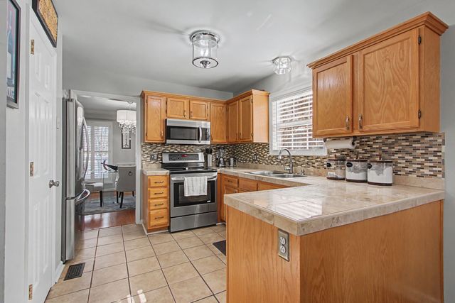 2117 Tonya Ct, Franklin, TN 37064