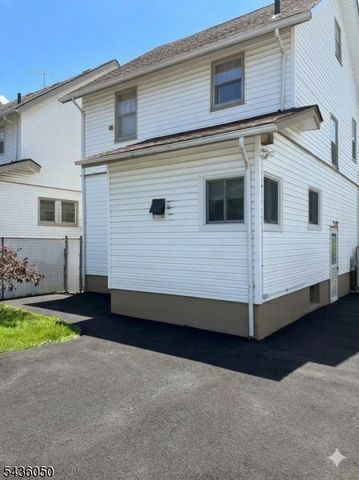 9 Sunset Ter, Irvington Twp., NJ 07111