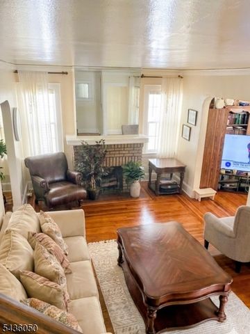 9 Sunset Ter, Irvington Twp., NJ 07111