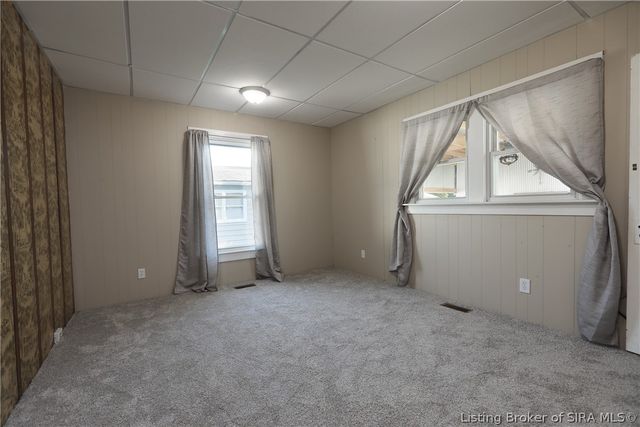 410 E Charlestown Avenue, Jeffersonville, IN 47130
