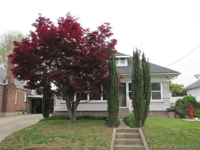 410 E Charlestown Avenue, Jeffersonville, IN 47130