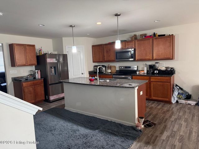 11720 Beacon Ct, Louisville, KY 40299