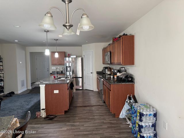 11720 Beacon Ct, Louisville, KY 40299