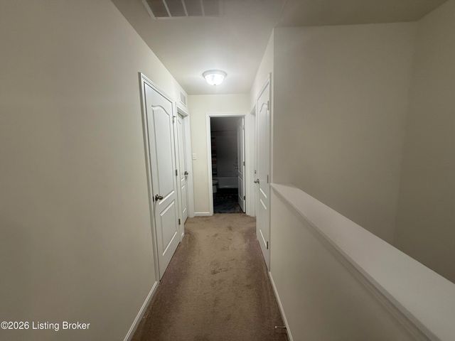 11720 Beacon Ct, Louisville, KY 40299