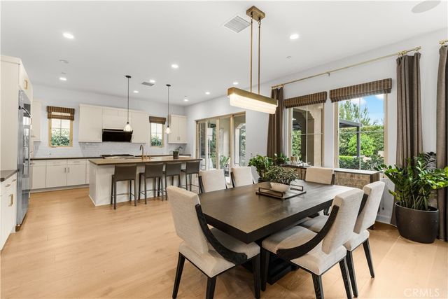121 Whisper Rock, Irvine, CA 92602