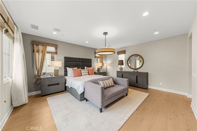 121 Whisper Rock, Irvine, CA 92602