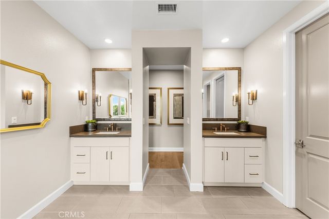 121 Whisper Rock, Irvine, CA 92602