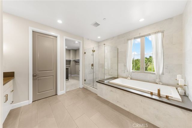 121 Whisper Rock, Irvine, CA 92602