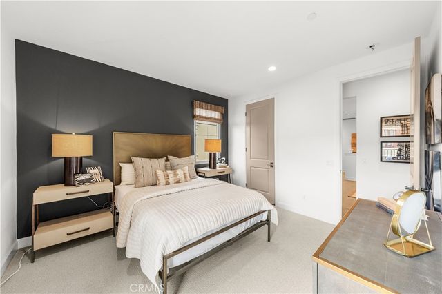 121 Whisper Rock, Irvine, CA 92602