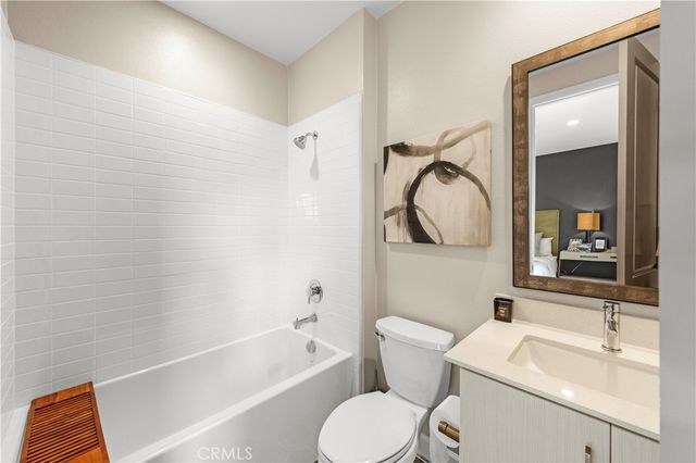 121 Whisper Rock, Irvine, CA 92602
