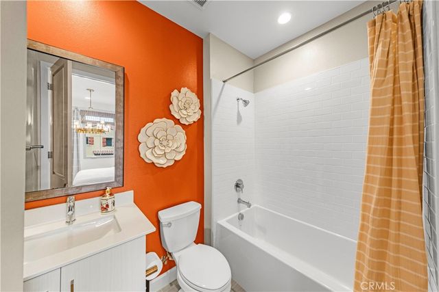 121 Whisper Rock, Irvine, CA 92602