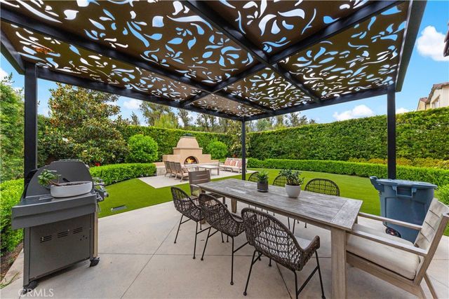 121 Whisper Rock, Irvine, CA 92602