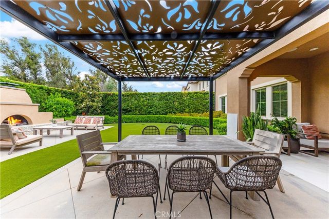 121 Whisper Rock, Irvine, CA 92602