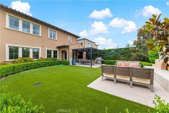 121 Whisper Rock, Irvine, CA 92602
