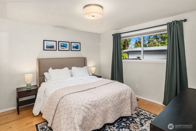1517 3rd Place, Kirkland, WA 98033