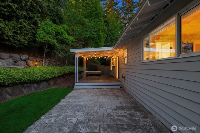 1517 3rd Place, Kirkland, WA 98033