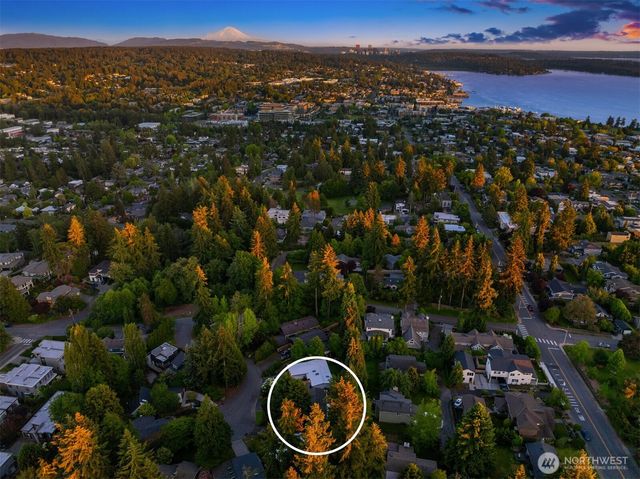 1517 3rd Place, Kirkland, WA 98033