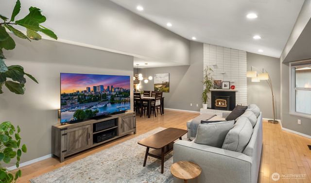 1517 3rd Place, Kirkland, WA 98033