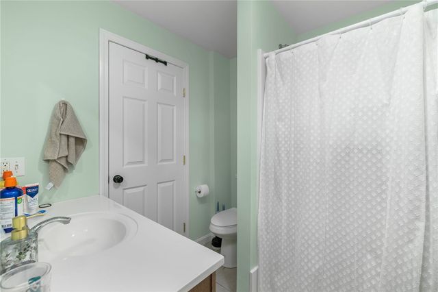 89 Knowles Street, Providence, RI 02906
