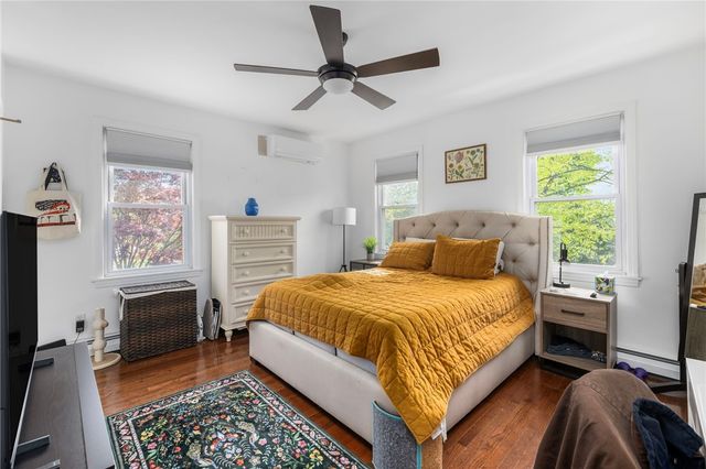 89 Knowles Street, Providence, RI 02906