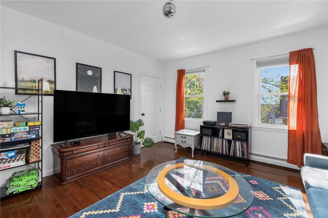 89 Knowles Street, Providence, RI 02906