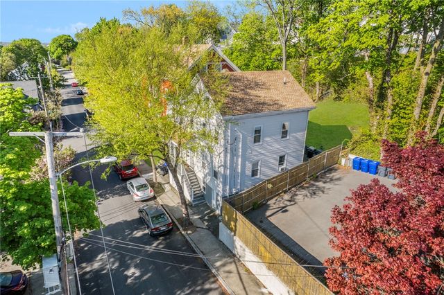 89 Knowles Street, Providence, RI 02906