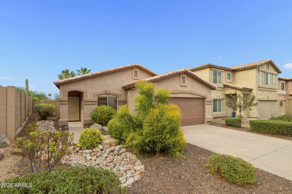 524 E RED ROCK Trail, San Tan Valley, AZ 85143 — exterior