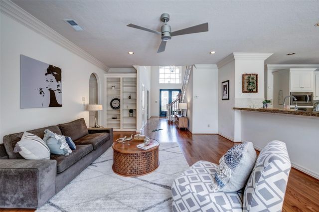 1743 Cottage Landing Lane, Houston, TX 77077