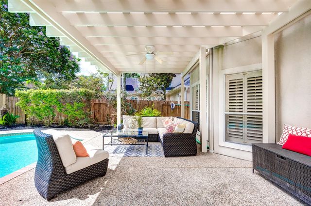 1743 Cottage Landing Lane, Houston, TX 77077