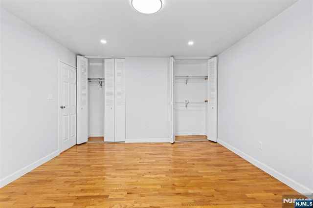 4D Lakeview 4D, Leonia, NJ 07605