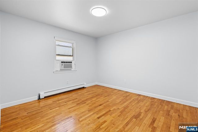 4D Lakeview 4D, Leonia, NJ 07605